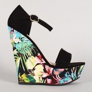Floral Black Wedge Sandals